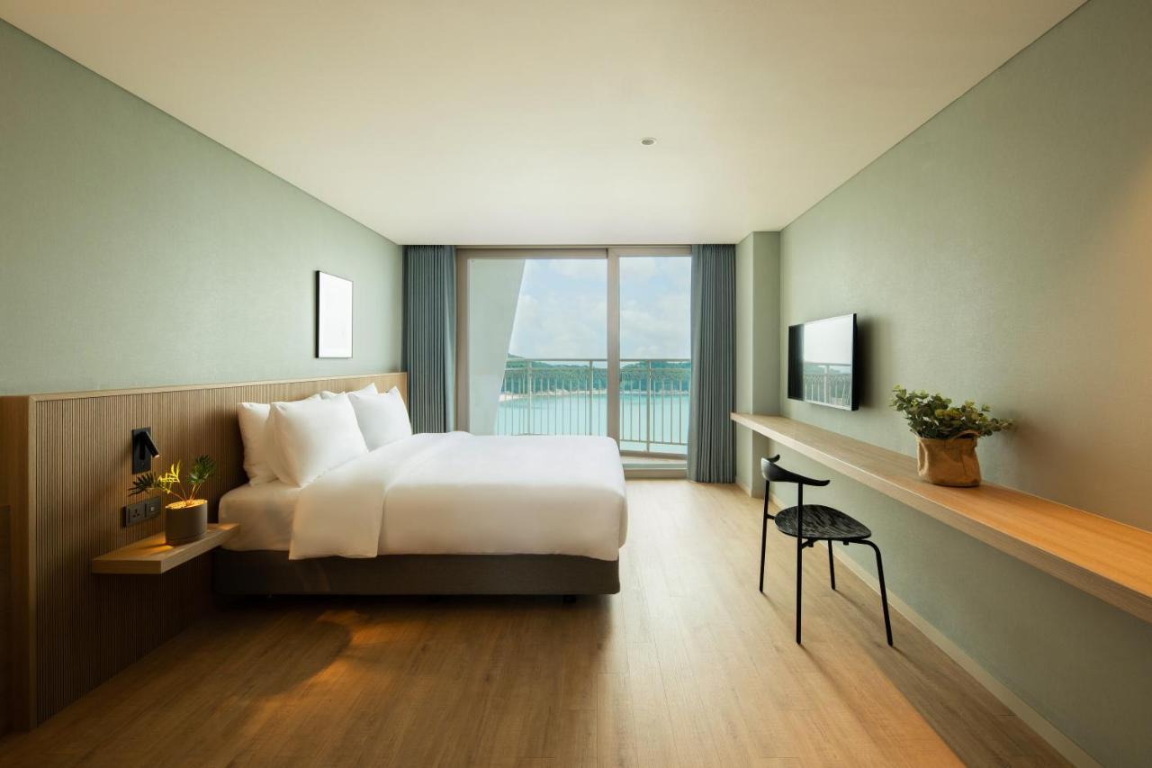 The Week & Resort Incheon Exterior photo