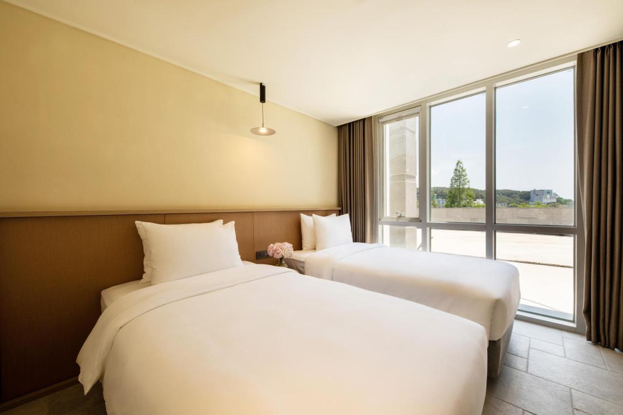 The Week & Resort Incheon Exterior photo