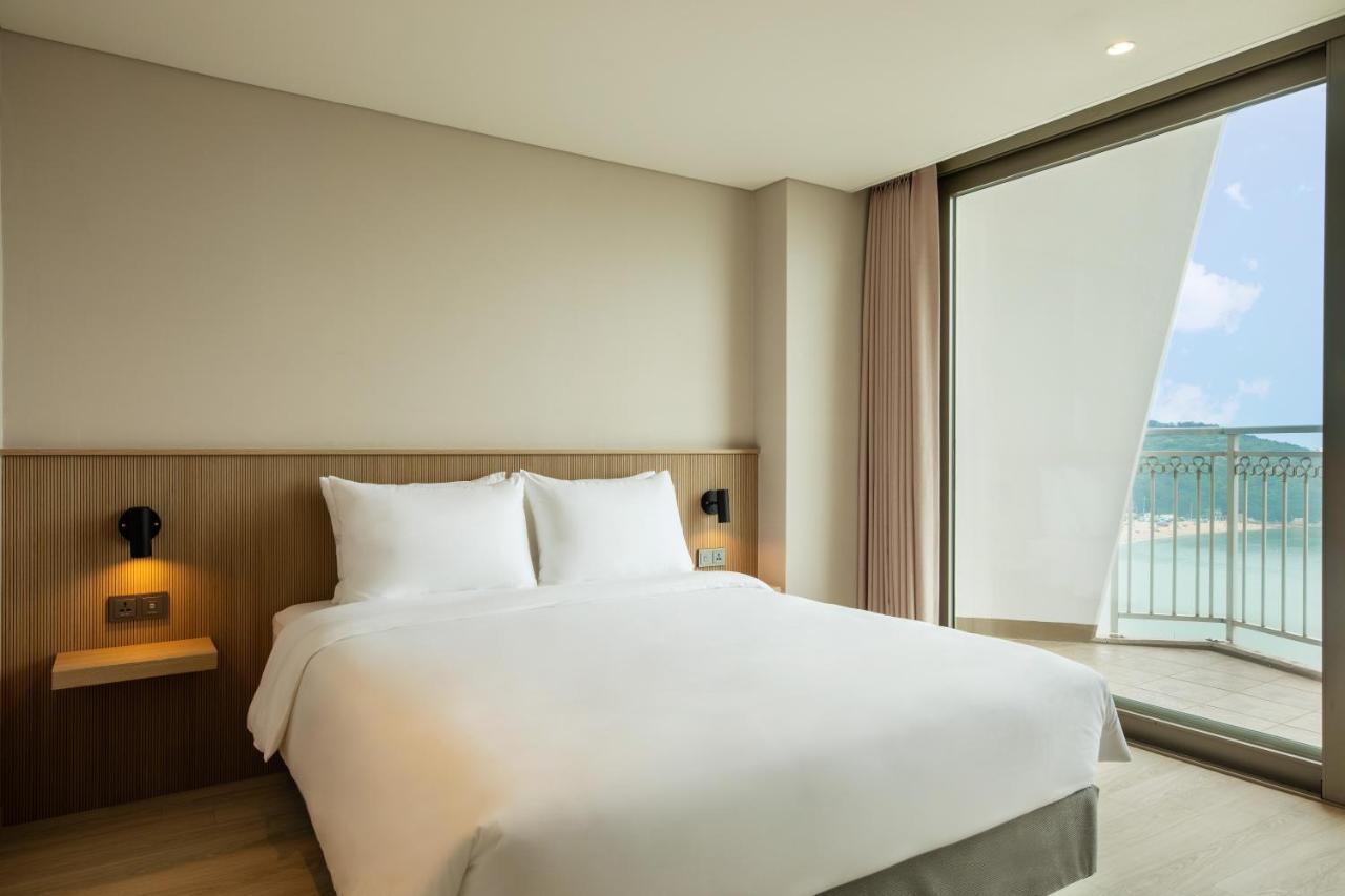The Week & Resort Incheon Exterior photo