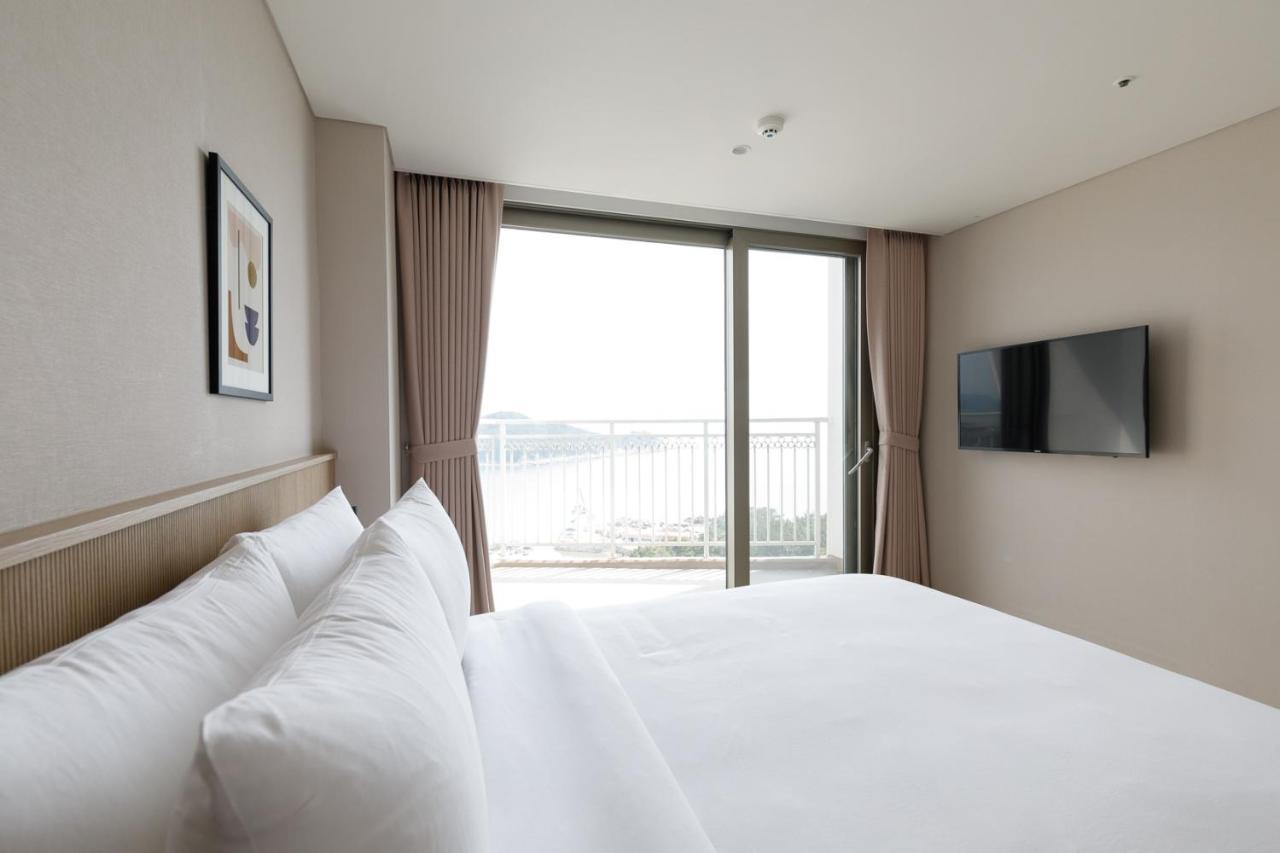 The Week & Resort Incheon Exterior photo