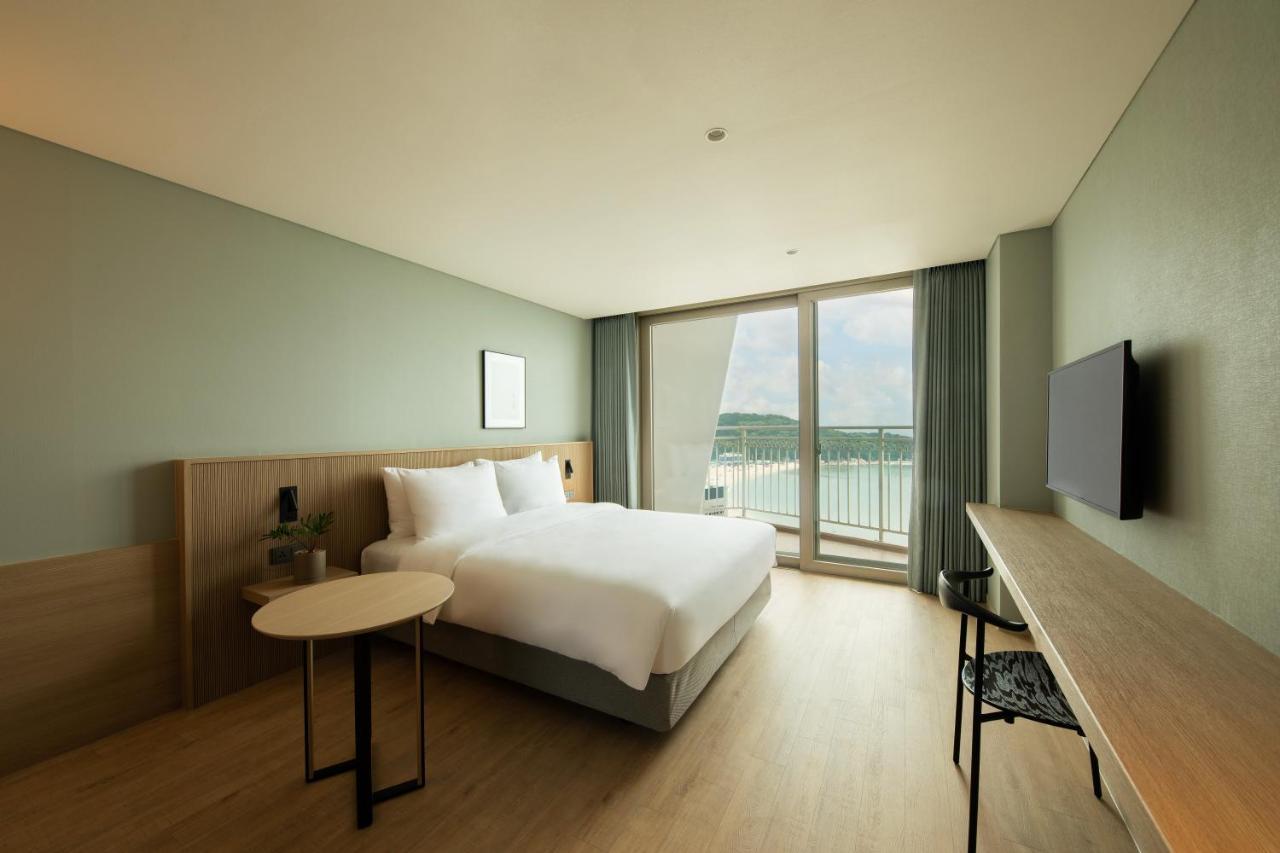 The Week & Resort Incheon Exterior photo
