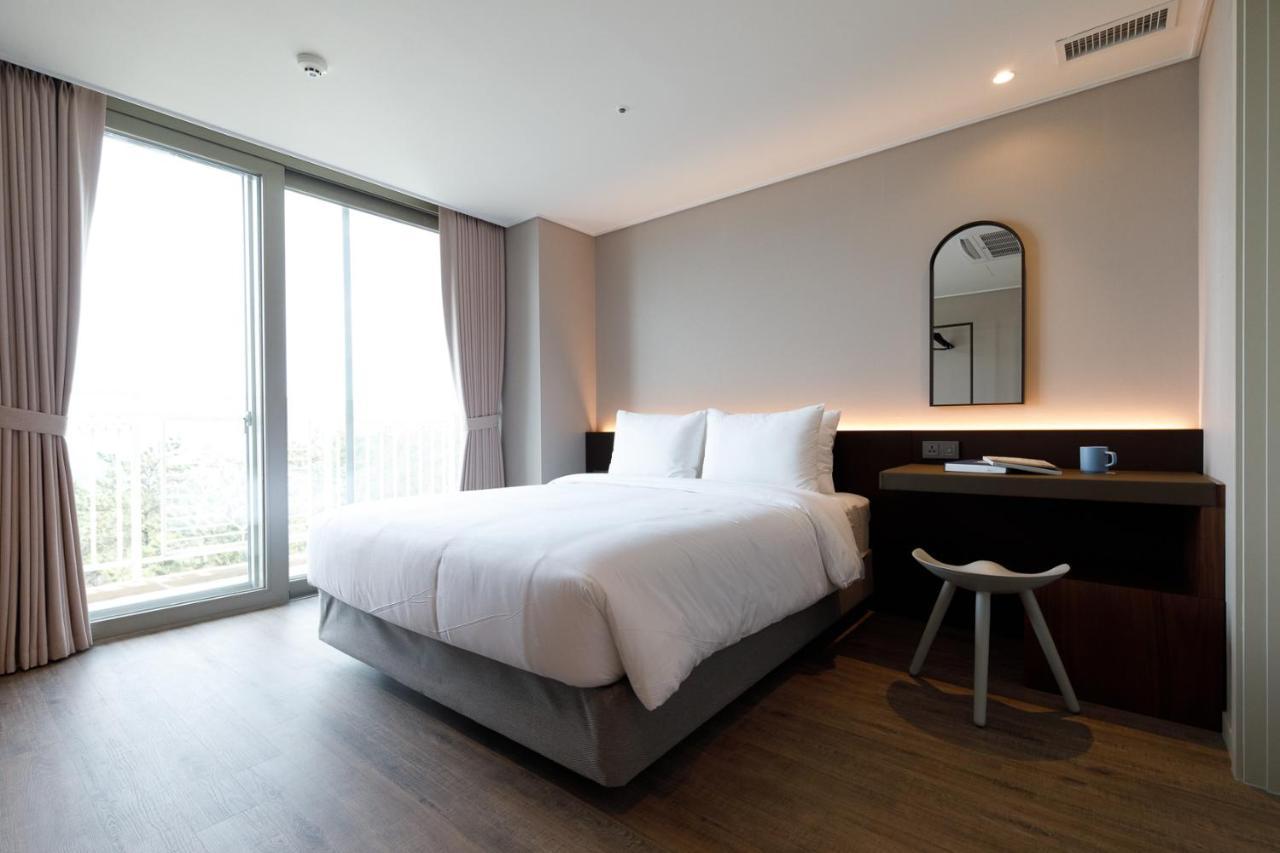 The Week & Resort Incheon Exterior photo