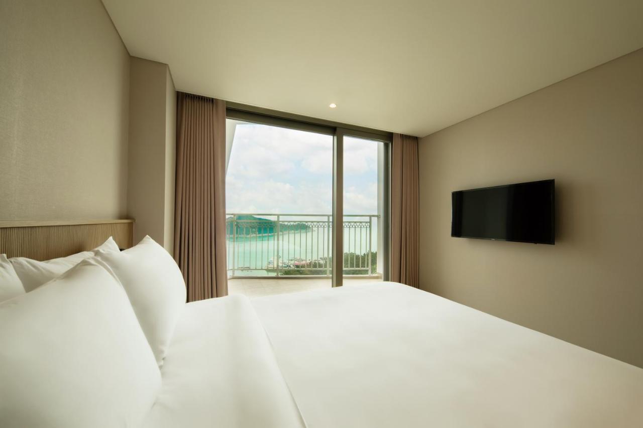 The Week & Resort Incheon Exterior photo