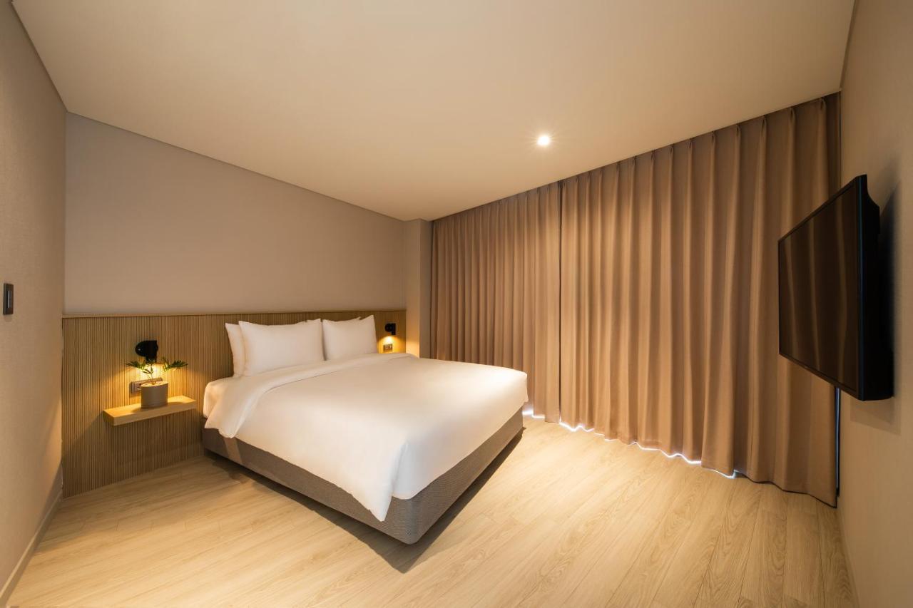 The Week & Resort Incheon Exterior photo